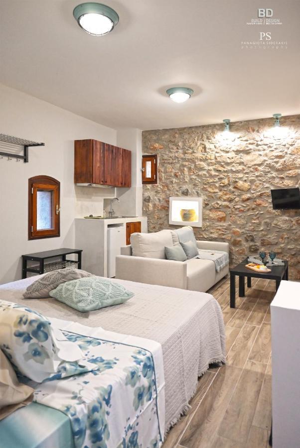 Pyrgos Houses And Restaurant Avgonima Ngoại thất bức ảnh
