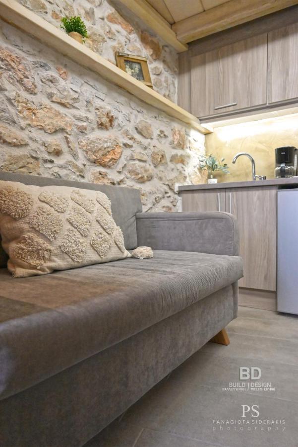 Pyrgos Houses And Restaurant Avgonima Ngoại thất bức ảnh